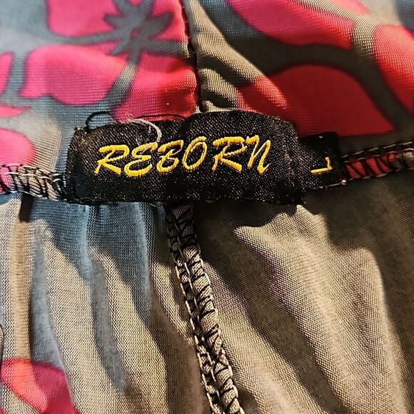 Reborn Wide-Legged Leggings/Dance Pants Size Large  EUC  Rayon/Spandex Blend - Picture 6 of 8